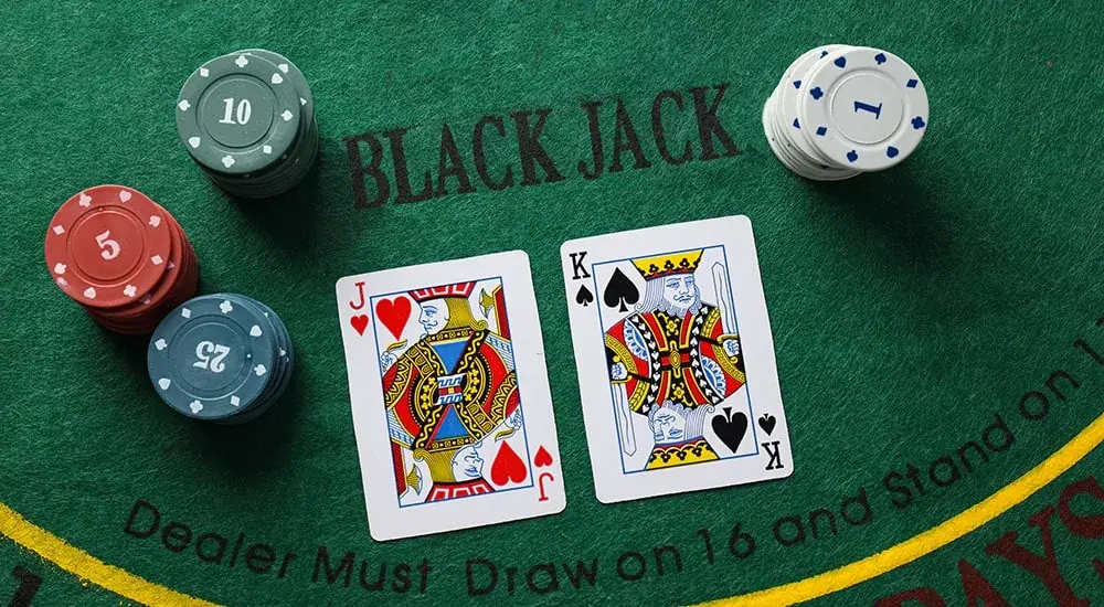 Blackjack su Intense casino